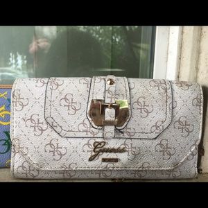 Guess wallet